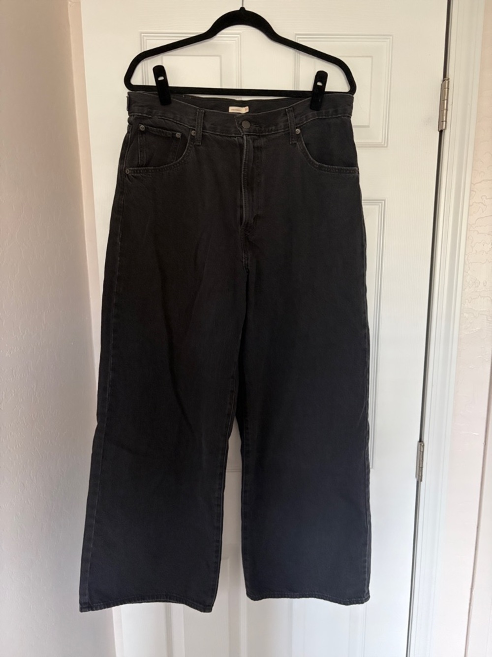 Levi’s Cinch Baggy Denim Jeans